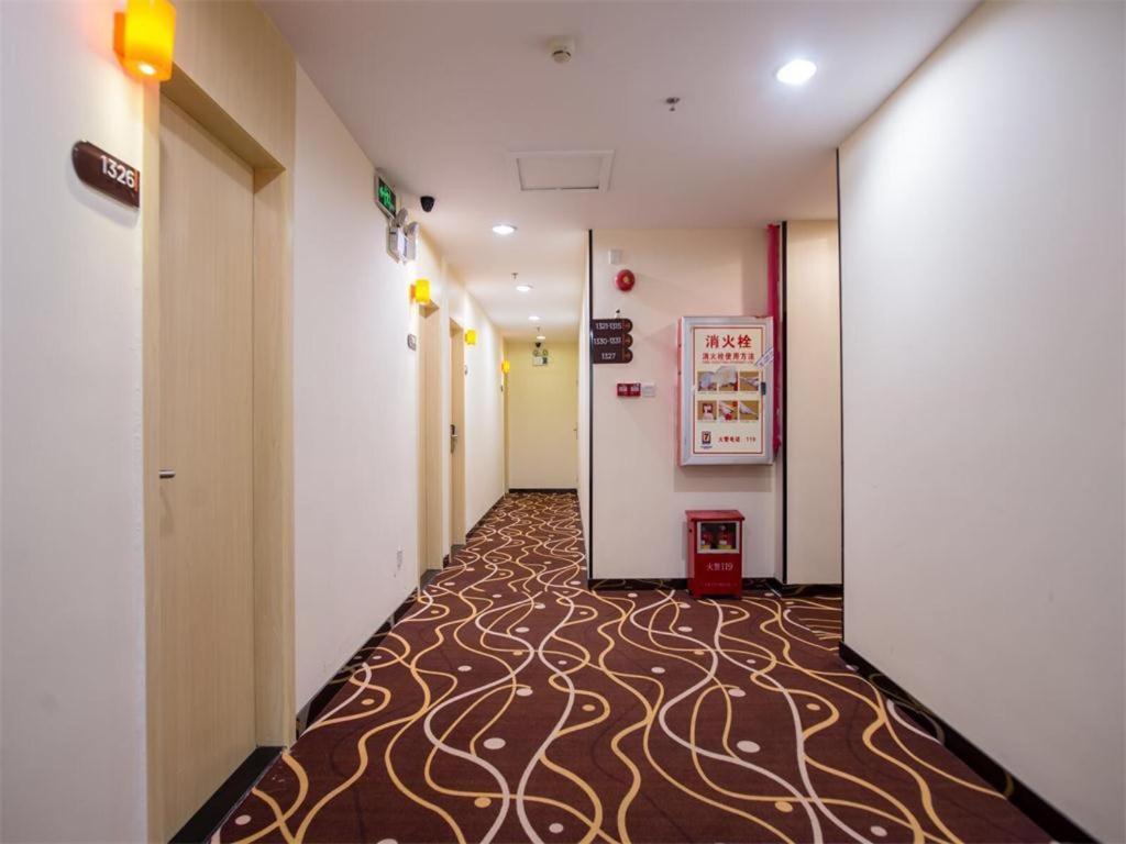 7 Days Premium Jiangmen Diwang Plaza Branch Hotel ภายนอก รูปภาพ